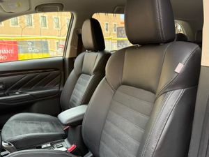 Mitsubishi Outlander 2.4 PHEV Kaiteki 4WD - Foto 15
