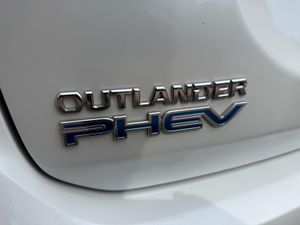 Mitsubishi Outlander 2.4 PHEV Kaiteki 4WD - Foto 27