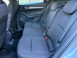 Skoda Karoq 1.5 TSI 150cv DSG Ambition - Foto 12