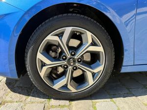 Kia Ceed 1.4 T-GDI 140cv Tech - Foto 25