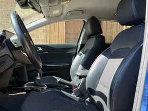 Kia Ceed 1.4 T-GDI 140cv Tech - Foto 11