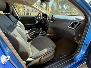 Kia Ceed 1.4 T-GDI 140cv Tech - Foto 18