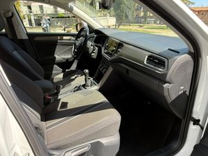 Volkswagen T-Roc T-Roc 1.0 TSI 110CV Advance R-Line - Foto 16