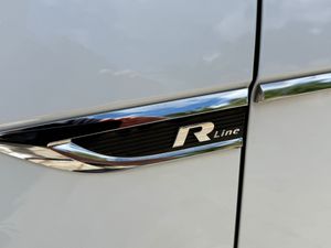 Volkswagen T-Roc T-Roc 1.0 TSI 110CV Advance R-Line - Foto 9