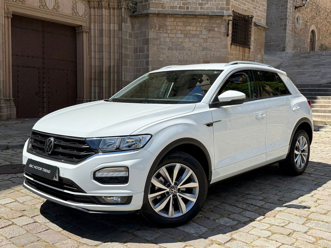 Volkswagen T-Roc T-Roc 1.0 TSI 110CV Advance R-Line - Foto 1