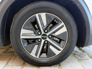 Kia Niro 1.6 GDI HEV Drive 141CV - Foto 8