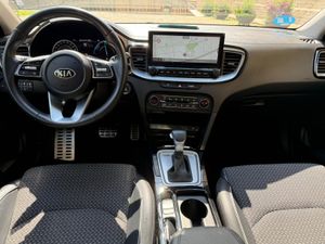 Kia XCeed 1.6 GDi PHEV eTech 141cv - Foto 12