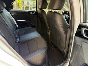 Kia XCeed 1.6 GDi PHEV eTech 141cv - Foto 15