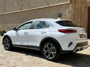 Kia XCeed 1.6 GDi PHEV eTech 141cv - Foto 6