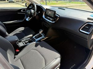 Kia XCeed 1.6 GDi PHEV eTech 141cv - Foto 13