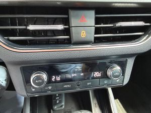 Skoda Kamiq 1.5 TSI DSG 150CV Style - Foto 24