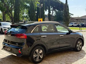 Kia Niro 1.6 GDI HEV Drive 141CV - Foto 4