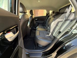 Kia Niro 1.6 GDI HEV Drive 141CV - Foto 12