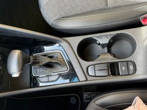 Kia Niro 1.6 GDI HEV Drive 141CV - Foto 26