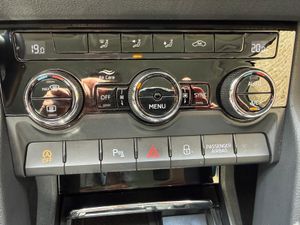 Skoda Karoq Ambition 2.0 TDI 150CV DSG 4x4 - Foto 38