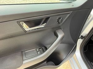 Skoda Fabia 1.0 MPI 75cv - Foto 11