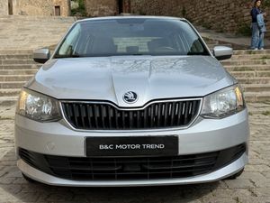 Skoda Fabia 1.0 MPI 75cv - Foto 3