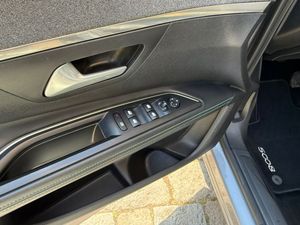 Peugeot 5008 1.5 BlueHDi 130CV EAT8 Allure Pack - Foto 13