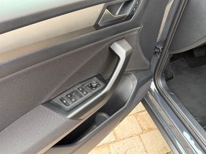 Volkswagen T-Roc T-Roc Life 2.0 TDI 110 kW - Foto 14