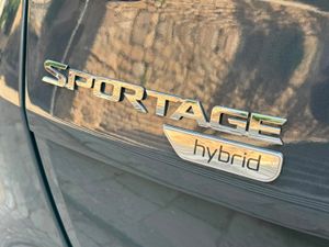 Kia Sportage 1.6 MHEV Drive 100 kW - Foto 11