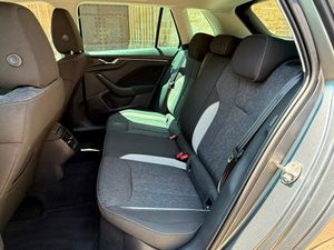 Skoda Kamiq 1.5 TSI 110 kW - Foto 18