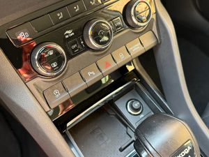 Skoda Karoq Ambition 2.0 TDI 110 kW - Foto 38