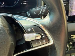 Skoda Karoq Ambition 2.0 TDI 110 kW - Foto 23