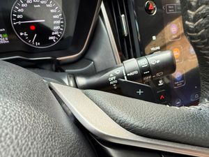 Subaru Outback 2.5i Trek - Foto 35