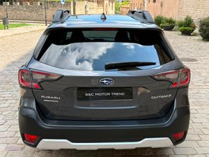 Subaru Outback 2.5i Trek - Foto 7