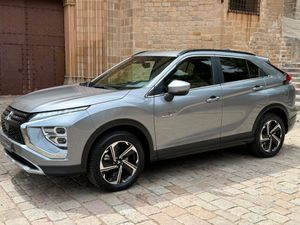 Mitsubishi Eclipse Cross PHEV Kaiteki 4WD - Foto 9