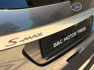 Ford S Max Titanium 2.5 FHEV 140 kW - Foto 12