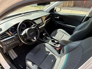 Kia Niro 1.6 GDi HEV 141 CV Emotion - Foto 13