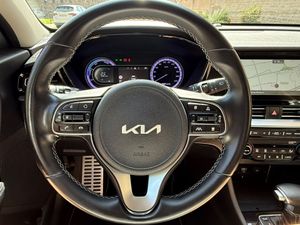 Kia Niro 1.6 GDi HEV 141 CV Emotion - Foto 24