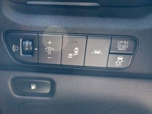 Kia Niro 1.6 GDi HEV 141 CV Emotion - Foto 25