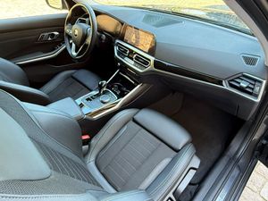 BMW Serie 3 320d Touring - Foto 20