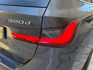 BMW Serie 3 320d Touring - Foto 11