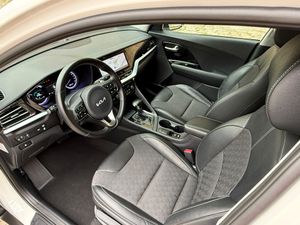 Kia Niro 1.6 GDi HEV 141 CV Drive - Foto 11