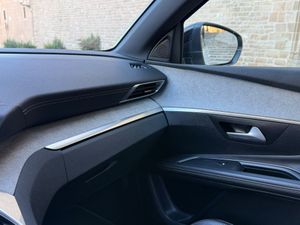 Peugeot 5008 GT BlueHDi 130 EAT8 - Foto 43