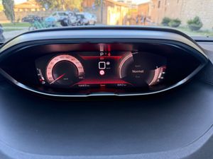 Peugeot 5008 GT BlueHDi 130 EAT8 - Foto 31