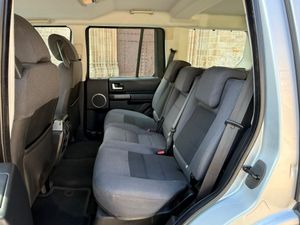 Land-Rover Discovery 3 TDV6 2.7 SE CommandShift - Foto 18