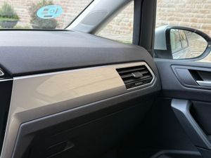 Volkswagen Touran Advance 2.0 TDI 90 kW - Foto 32