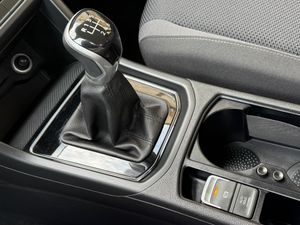 Volkswagen Touran Advance 2.0 TDI 90 kW - Foto 31