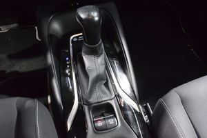 Toyota Corolla  1.8 HYBRID ACTIVE TECH E-CVT  - Foto 16