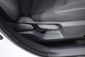Toyota Corolla 1.8 HYBRID ACTIVE TECH E-CVT  - Foto 13