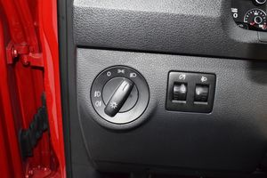 Volkswagen Caddy Profesional Kombi BMT 2.0 TDI 100CV   - Foto 13