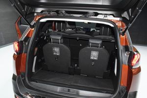 Peugeot 5008 Allure 1.5 HDI 130CV  - Foto 11