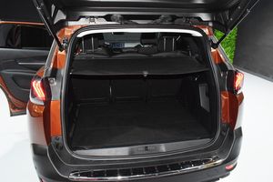 Peugeot 5008 Allure 1.5 HDI 130CV  - Foto 10