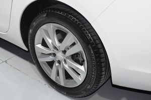 Peugeot 308 SW ACTIVE PACK BLUEHDI 100 SS  - Foto 27