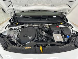 Mercedes GLA 180/Paquete Premium/llanta 19