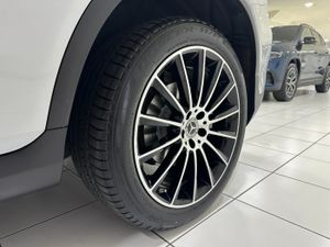 Mercedes GLC 220 d 4 Matic/AMG Line/Llanta 20
